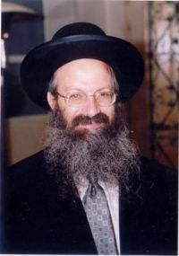 למדו לשונם דבר שקר- הר' אליעזר מלמד משקר בריש גלי באשר לדעת גדולי הדור אודות השירות הלאומי-חלק א'